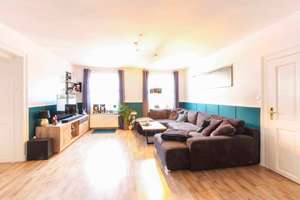 Modernisierte Villa in Innenstadtnähe von Holzminden! Wohnen und Arbeiten auf über 500 m² – Die vollständige Adresse der Immobilie erhältst du vom Anbieter., 37603 Holzminden – Vorschaubild 3