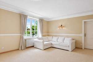 **Vorankündigung** Ein Zuhause mit Charakter – großzügige Villa mit besonderem Flair – Die vollständige Adresse der Immobilie erhältst du vom Anbieter., 82049 Pullach im Isartal – Vorschaubild 10