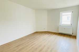 Komfortable 3-Zimmer-Wohnung mit hochwertiger Einbauküche – Halberstädter Str. 73, 39112 Magdeburg – Vorschaubild 4