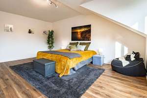 Repräsentative Altbauvilla in Oberkasseler Toplage – großzügig und vielseitig nutzbar – Die vollständige Adresse der Immobilie erhältst du vom Anbieter., 40545 Oberkassel, Düsseldorf – Vorschaubild 33