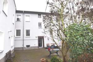 Bezugsfreie 4-Zimmer Familienwohnung im trendigen Charlottenburg. Frisch saniert.