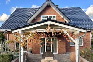 Traumhaus  – modernes Familienidyll - Einfamilienhaus in Lichtenau-Henglarn – Meinolfusstraße 11, 33100 Kernstadt, Paderborn – Vorschaubild 2