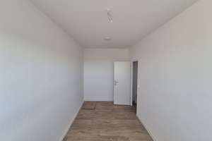 Schöne 3-Zimmer-Wohnung in Dresden – Altgorbitzer Ring 56, 1169 Gorbitz-Süd, Dresden – Vorschaubild 12