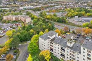 Kapitalanlage gesucht? Solide vermietete 4-Zimmer-Wohnung mit Loggia, Aufzug und zwei Stellplätzen – Die vollständige Adresse der Immobilie erhältst du vom Anbieter., 53123 Duisdorf, Bonn – Vorschaubild 46
