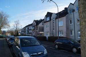 Schöne 3-Zimmer-Wohnung mit Balkon! WBS erforderlich! – 44803 Altenbochum, Bochum – Vorschaubild 1