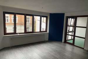 Besondere 2-Zimmerwohnung mit TG-Platz & Wintergarten in exklusiver Citylage, ohne Maklercourtage !