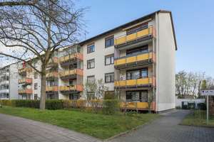 Kein Schnickschnack. Einfach gut wohnen.
Substanz, Schnitt, Lage – genau das, was funktioniert. – Die vollständige Adresse der Immobilie erhältst du vom Anbieter., 76185 Grünwinkel, Karlsruhe – Vorschaubild 2