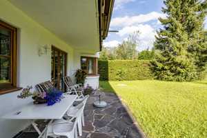 Das Landhaus für die Familie! Rarität: Zweifamilienvilla mit zus. Appartement, Kachelofen & Wellness – Garmisch-Partenkirchen (Kreis) – Vorschaubild 100