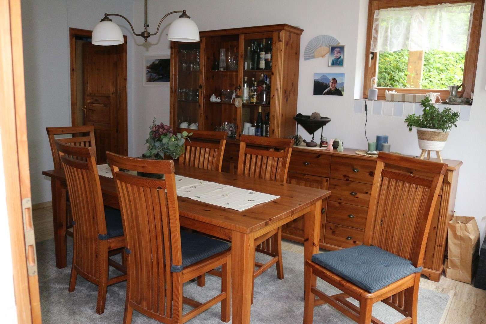 Immobilie in Olzheim - Holzblockbohlenhaus mit Pferdestall, Longierhalle, Paddock und arrondiertem Weideland - Bild 8