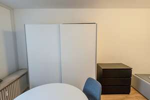 WG-Zimmer / Neugründung 2er-WG mit Balkon in München-Freiman – Starenweg 14, 80937 Am Hart, München – Vorschaubild 6