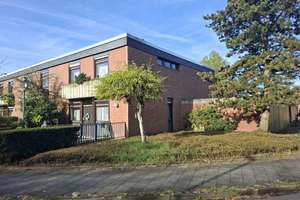 Geräumiges 5-Zimmer Reihenendhaus mit Garage in Düsseldorf-Kaiserswerth - in Erbpacht
