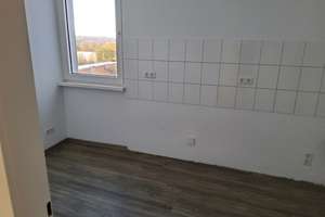 Über den Wolken, traumhafter Ausblick // 10.OG Whg 2 – Theodor-Heuss-Str. 28, 38444 Detmerode, Wolfsburg – Vorschaubild 2
