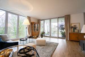 Düsseldorf: Große Traumwohnung mit Blick ins Grüne im Herzen von Oberkassel – Die vollständige Adresse der Immobilie erhältst du vom Anbieter., 40547 Niederkassel, Düsseldorf – Vorschaubild 3