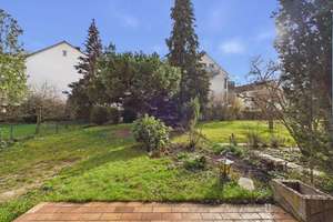 Drei Ebenen zum Gestalten, ein Garten zum Verlieben – ein Haus für Grünliebhaber und Selbermacher – Die vollständige Adresse der Immobilie erhältst du vom Anbieter., 70565 Dürrlewang, Stuttgart – Vorschaubild 6