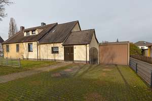 Wohnen, genießen, ankommen – Einfamilienhaus mit Kamin und Gartenidylle – Die vollständige Adresse der Immobilie erhältst du vom Anbieter., 59192 Bergkamen – Vorschaubild 1