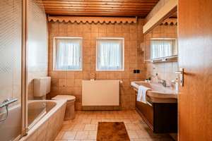 NATUR PUR – Einzigartiger Bungalow direkt am Feldrand in Gerolfingen-Aufkirchen – Die vollständige Adresse der Immobilie erhältst du vom Anbieter., 91726 Gerolfingen – Vorschaubild 8