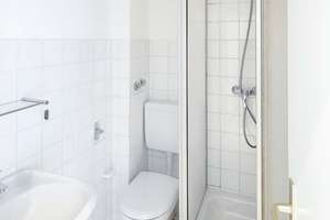 Altbauträume im Wrangelkiez | Bezugsfreie 2-Zimmer-Wohnung, lichtdurchflutet mit Balkon! – Die vollständige Adresse der Immobilie erhältst du vom Anbieter., 10999 Kreuzberg, Berlin – Vorschaubild 12