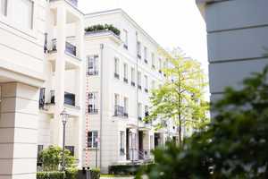 Exklusives Towneckhaus in Düsseldorf Heerdt Nähe Oberkassel – Heinrich-Heine-Gärten 3a, 40549 Düsseldorf – Vorschaubild 2
