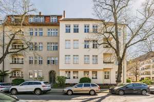Stilvolle Altbauwohnung mit 2 Bädern & Fischgrätparkett in Schmargendorf ! – Salzbrunner Straße 40, 14193 Schmargendorf, Berlin – Vorschaubild 15