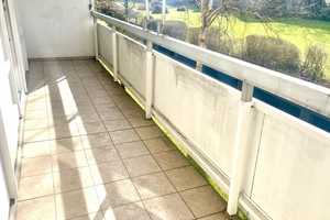 Großzügige Wohnung mit Balkon – Köln – Vorschaubild 2