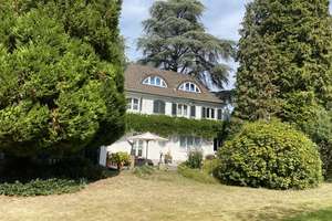 KLASSISCH / STILVOLL / UNVERGLEICHLICH !
Zwei herrschaftliche Altbau-Villen verbunden mit Wohnhalle – Die vollständige Adresse der Immobilie erhältst du vom Anbieter., 53127 Venusberg, Bonn – Vorschaubild 3