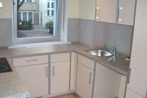 Gepflegte 2-Zimmer-Wohnung mit Einbauküche in einer ordentlichen und grünen Anlage – Auguste-Viktoria-Allee 63, 13403 Reinickendorf (Ortsteil), Berlin – Vorschaubild 6