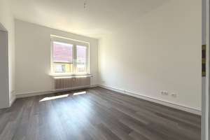 Umfassend sanierte Wohnung mit moderner Einbauküche, Balkon & hochwertigem Duschbad – Neue Straße 47, 27576 Lehe, Bremerhaven – Vorschaubild 8