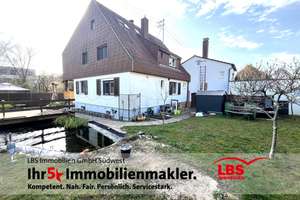 2-Fam.-Haus mit Anbau und ausgebautem Dachstudio in Toplage! Sackgasse! 3 Garagen! 2 Stellplätze! – Die vollständige Adresse der Immobilie erhältst du vom Anbieter., 73240 Wendlingen am Neckar – Vorschaubild 3