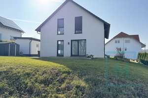Ruhig gelegenes Einfamilienhaus (KFW55) mit Garten und Garage – Hohenlohekreis – Vorschaubild 4