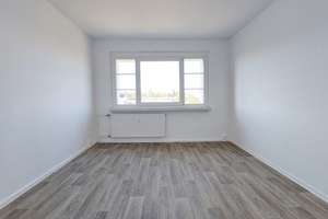 Weitblick genießen in Ihrer neuen 3-Zimmer-Wohnung mit Balkon! – 1169 Gorbitz-Ost, Dresden – Vorschaubild 5