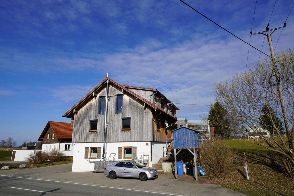 Immobilie in Maierhöfen - Wohnjuwel in ehemaliger Sennerei  aktuell mit 2 Wohnungen in KFW 55 Standard im Westallgäu - Bild 3