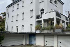 Schöne, geräumige vier Zimmer Maisonette-Wohnung in Stuttgart West