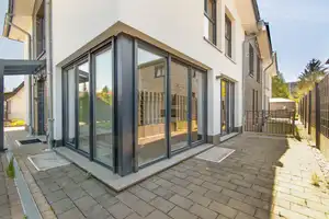 Property thumbnail 11