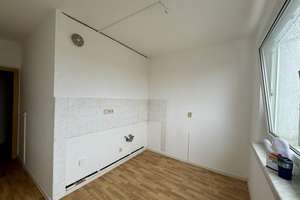 Wollen Sie hoch hinaus? Großzügige 3-Raum-Wohnung mit Ausblick – Johann-Richter-Straße 1, 9122 Morgenleite, Chemnitz – Vorschaubild 12