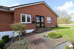 Modernisierter Bungalow mit Garten, Tiefgarage und Wohlfühlfaktor – Nordfriesland (Kreis) – Vorschaubild 5