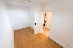 Frisch renovierte 2-Zimmer-Wohnung mit moderner Einbauküche in Hannover-Ricklingen – Henckellweg 4, 30459 Ricklingen (Ortsteil), Hannover – Vorschaubild 7