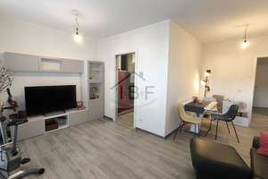 Zentral gelegene, vollmöblierte 2 Zimmer Wohnung mit Terrasse – Die vollständige Adresse der Immobilie erhältst du vom Anbieter., 57072 Siegen – Vorschaubild 2