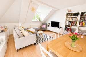 Frauenkirchenblick inklusive: Ruhige 2,5-Zimmer-Wohnung mit Aufzug, schöne EBK, Keller & TG-Option – Marienallee 2, 1099 Radeberger Vorstadt, Dresden – Vorschaubild 8
