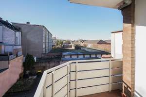 Gepflegte und helle 2,5 Zimmer-Wohnung mit Balkon und Stellplatz im Dellviertel in Duisburg ! – Die vollständige Adresse der Immobilie erhältst du vom Anbieter., 47051 Dellviertel, Duisburg – Vorschaubild 14