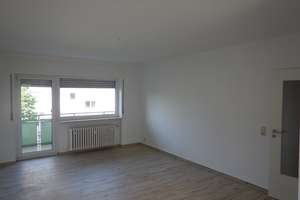 Helle 3-Zimmer-Wohnung mit Balkon im 4. OG in Mainz – Die vollständige Adresse der Immobilie erhältst du vom Anbieter., 55122 Hartenberg-Münchfeld, Mainz – Vorschaubild 2