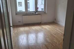 Stilvoll modernisiert: Vier-Zimmer-Wohnung in Sülz – Dauner Strasse 10, 50937 Sülz, Köln – Vorschaubild 2