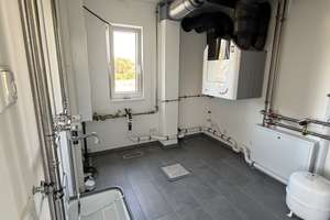Neubau-Einfamilienhaus direkt am Egglburger See | Seeblick | Wärmepumpe | PV-Anlage – Erika-Schienagel-Straße 14, 85560 Ebersberg – Vorschaubild 9