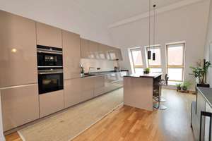 LOFT-STYLE PENTHOUSE MIT AUFZUG - STILVOLLE EINBAUKÜCHE & EINBAUTEN - SONNIGE TERRASSE & KAMIN – Oldenburger Str. 2 aa, 10551 Moabit, Berlin – Vorschaubild 19