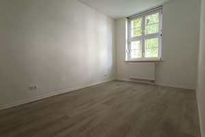 Sanierte, kleine 2-Raum-Wohnung! – Nicolaistraße 43, 39576 Stendal – Vorschaubild 2