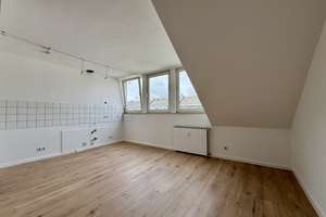 Attraktive Dachgeschosswohnung mit viel Raum und Balkon in zentraler Lage – Rethelstraße 155, 40237 Düsseltal, Düsseldorf – Vorschaubild 7