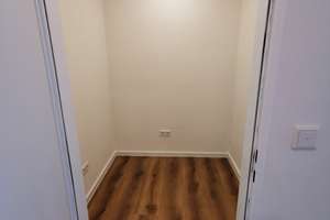 Stilvolle Lichtdurchflutete 2,5-Zimmer-Wohnung in Nürnberg – Die vollständige Adresse der Immobilie erhältst du vom Anbieter., 90461 Glockenhof, Nürnberg – Vorschaubild 4