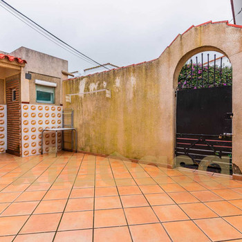 Haus / Reihenhaus zu verkaufen in Calle Sebastián Ventura 3, San Fernando