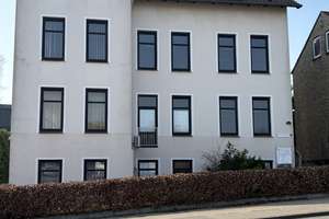 Geräumige Altbauvilla / Mitarbeiterhaus über 4 Etagen zentral in Schleswig – Die vollständige Adresse der Immobilie erhältst du vom Anbieter., 24837 Schleswig – Vorschaubild 1