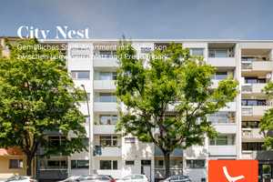 City Nest – Gemütliches Stadt-Apartment mit Südbalkon zwischen Ludwigkirchplatz und Preußenpark – Berlin – Vorschaubild 1