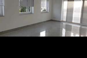  Gepflegtes, lichtdurchflutetes Reiheneckhaus mit Terrasse, Garage & separatem Apartment – Mönnigstraße 1a, 50737 Longerich, Köln – Vorschaubild 4
